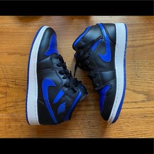 Jordan 1 Mid Royal 7Y